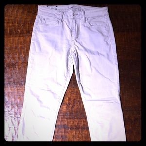 Light grey Joe’s jeans